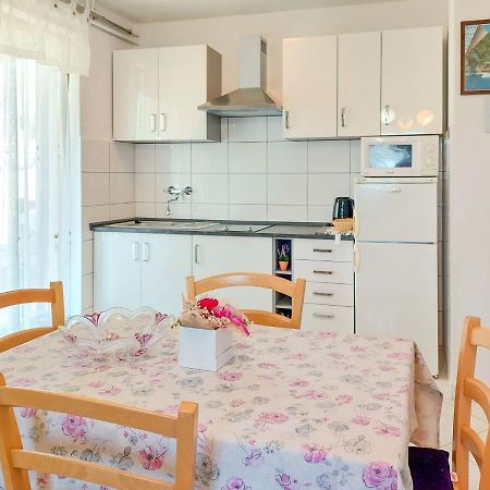 Apartment Kuki - Prc159 By Interhome Poreč Exteriör bild