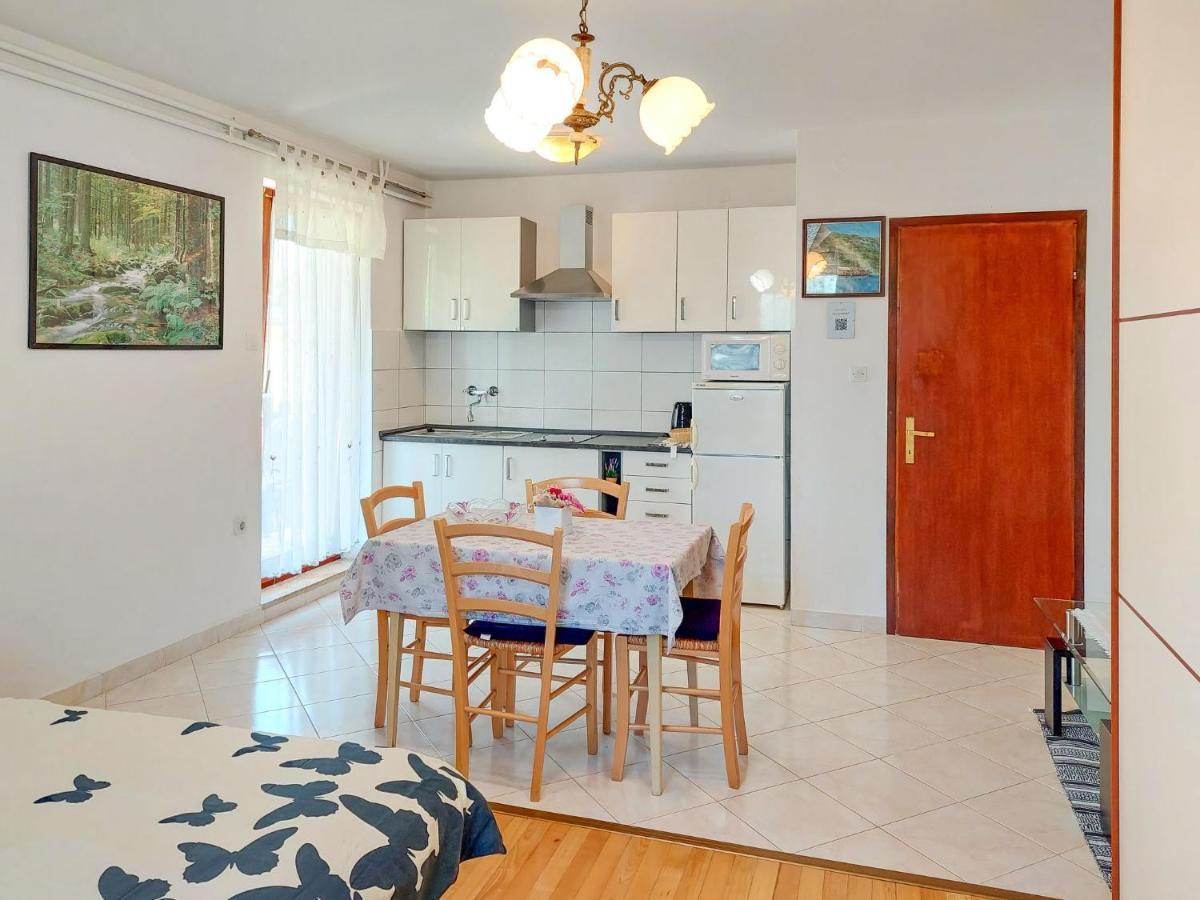 Apartment Kuki - Prc159 By Interhome Poreč Exteriör bild